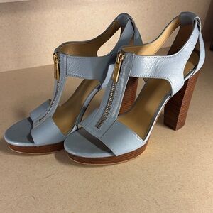 MICHAEL Michael Kors Berkley Sandal Pale Blue